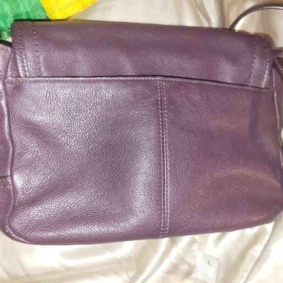 Authentic Coach Burgundy Crossbody, Model #F28725, Excellent, Like New Condition - Picture 5 of 12